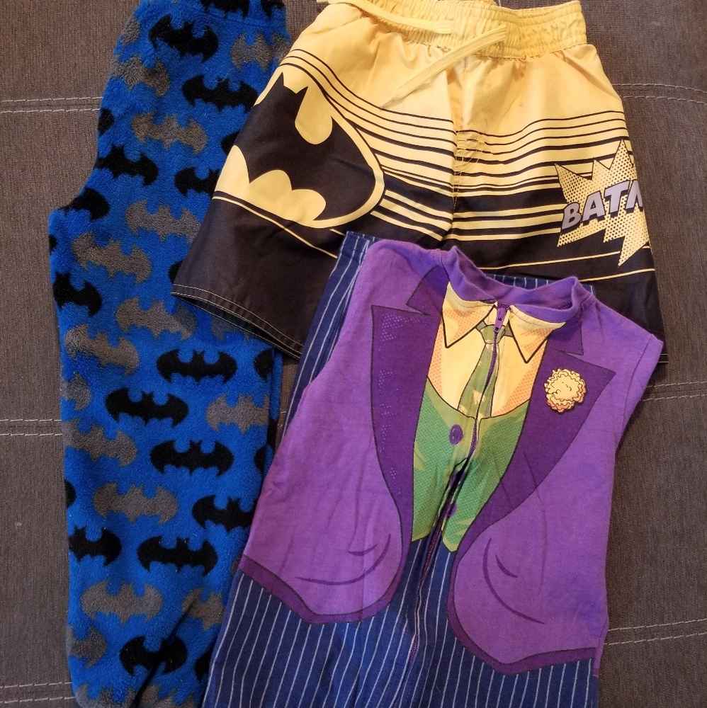 Batman Bundle - Picture 1 of 6